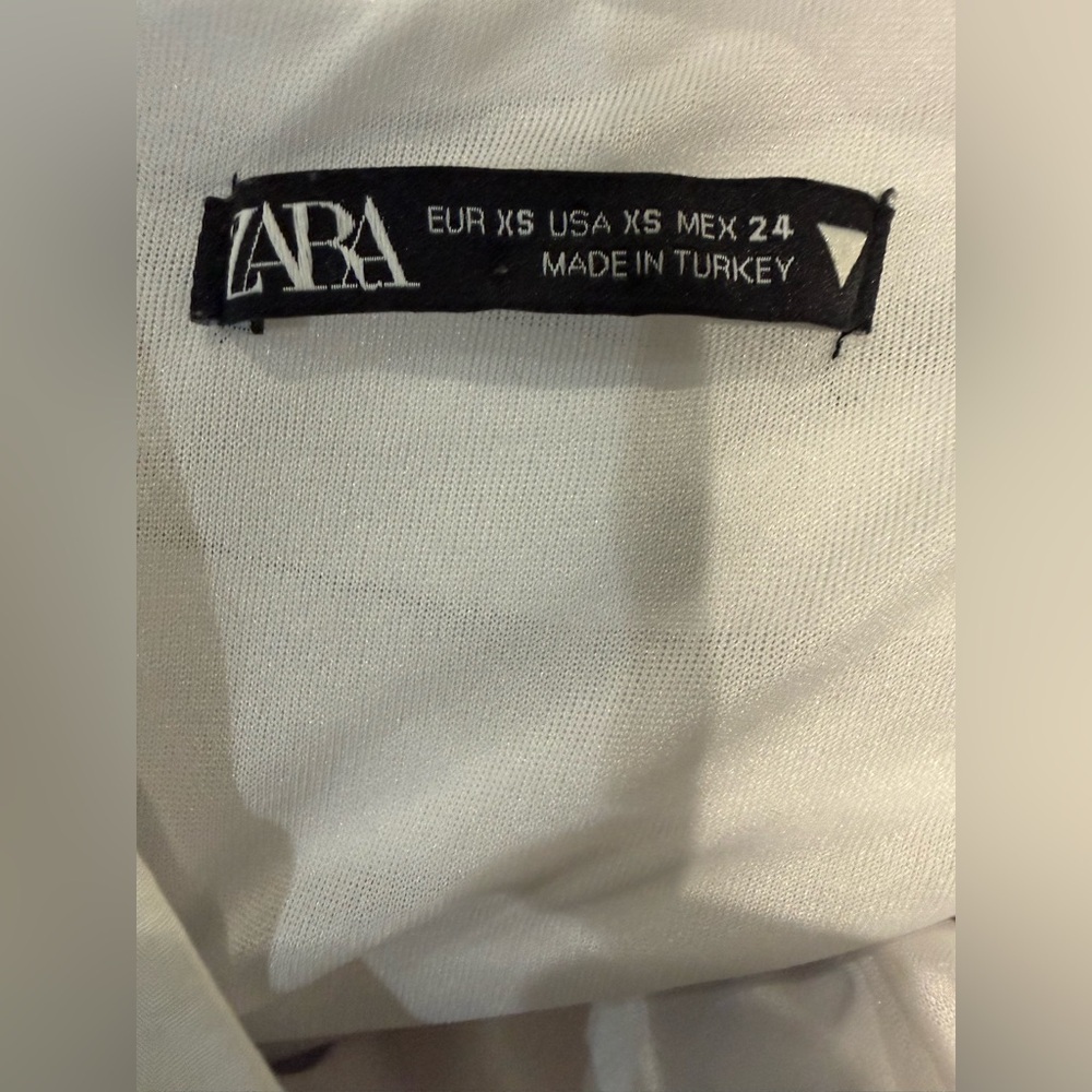 Zara White Backless Dress with Black Print - Picture 3 of 3